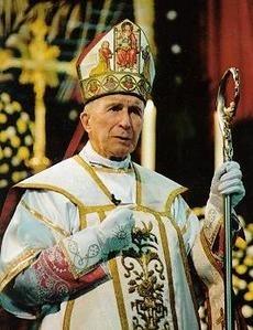 L’abbé apostat Ratzinger se rendra à Assise … Mgr-lefebvre-lapostasie-rome-l-1